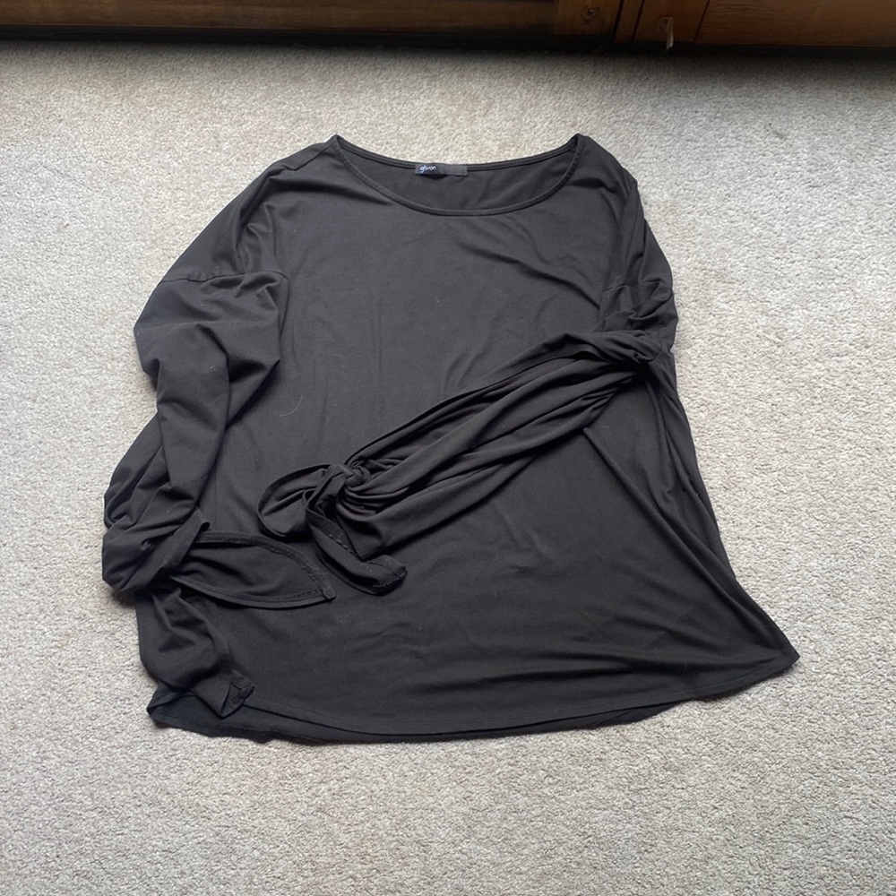Gibson cutout sleeve blouse